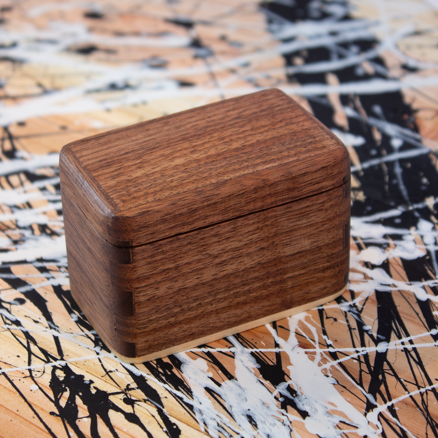 Potpourri Holder with Natural Diffusers