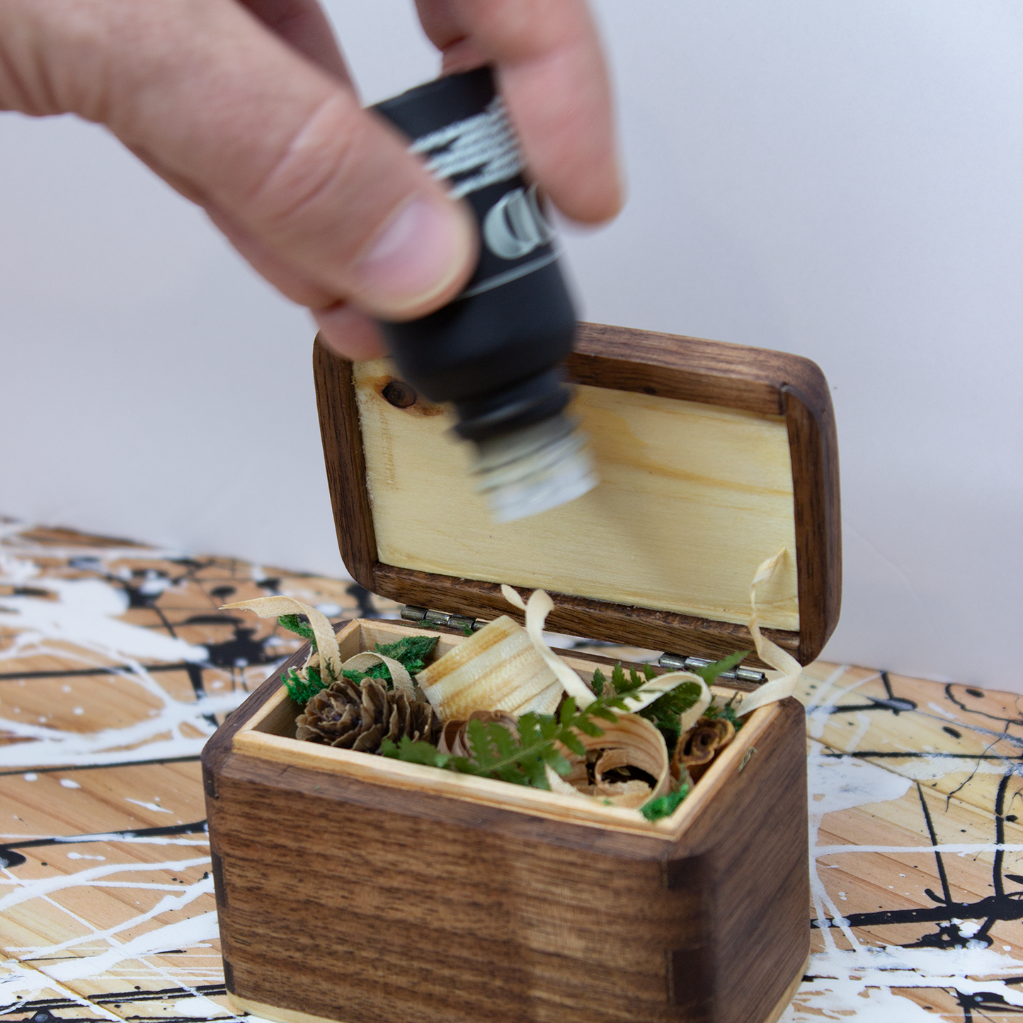 Potpourri Holder with Natural Diffusers